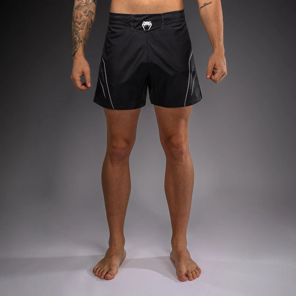 Venum Streamline Pantaloncini da Combattimento - Nero\Bianco
