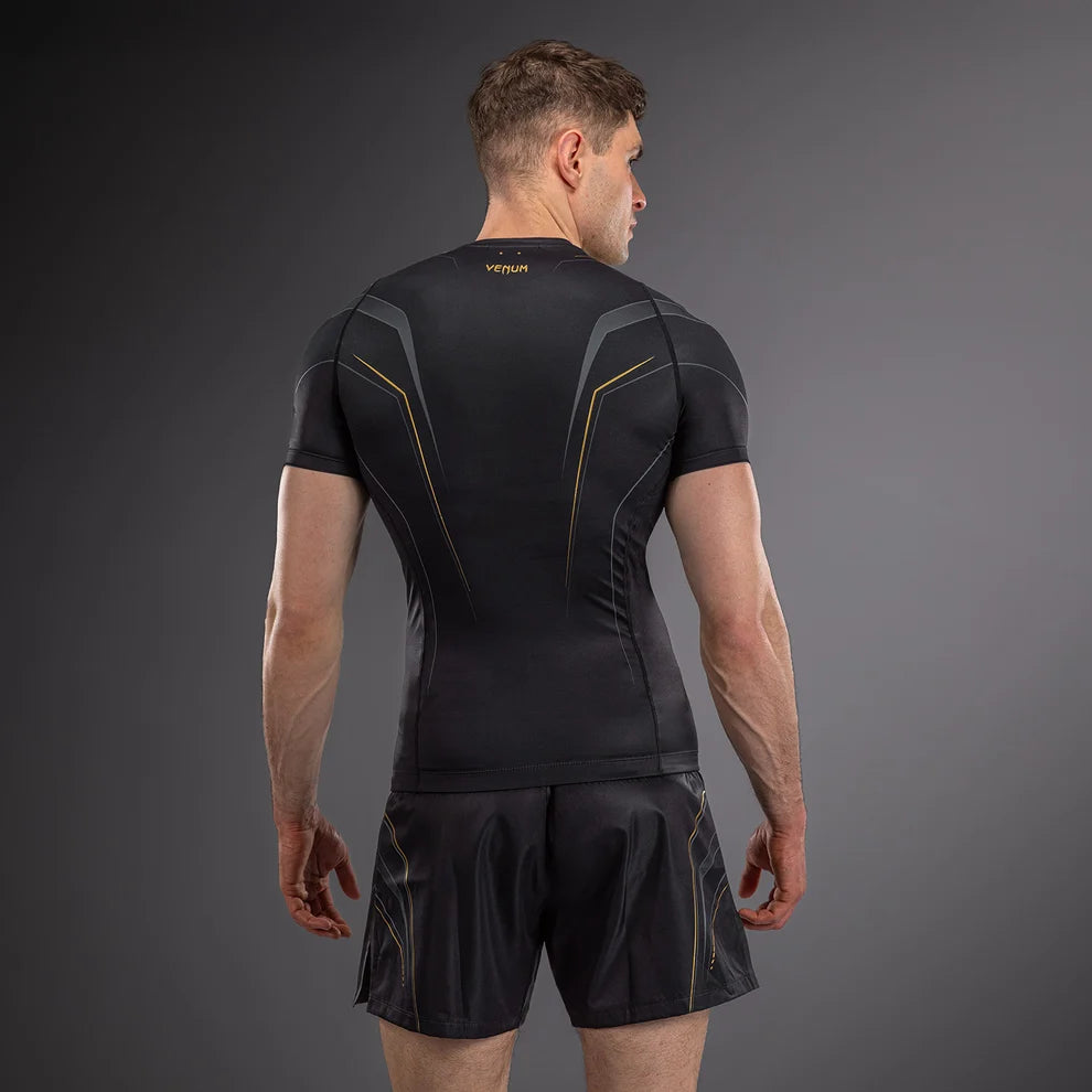Venum Streamline Rashguard a Maniche Corte - Nero\Oro