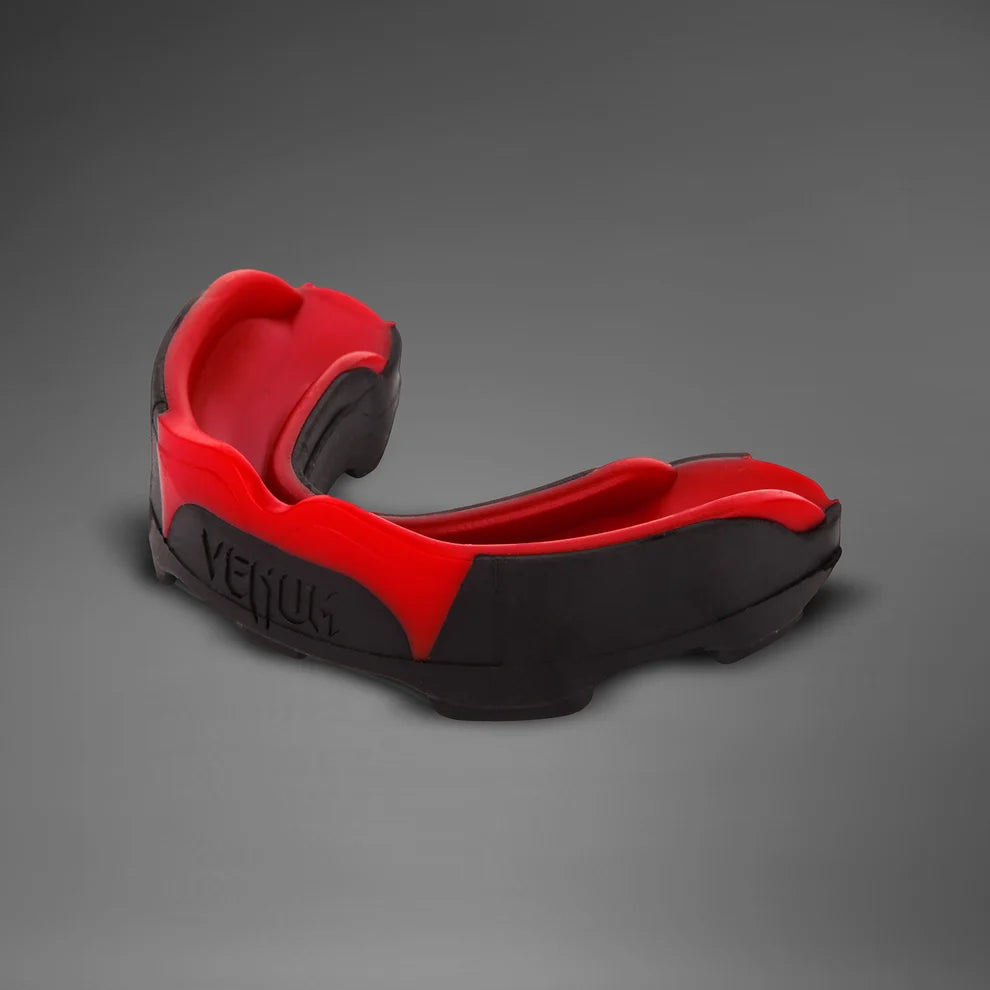 Paradenti Venum Predator - Nero\Rosso